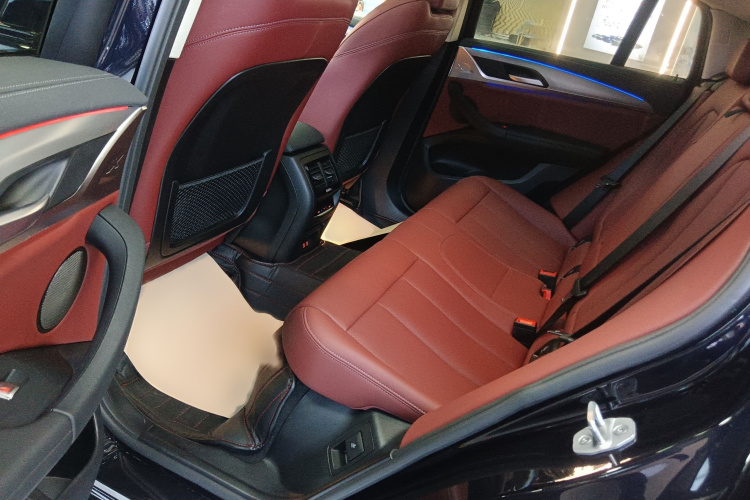 宝马X4 2022款 xDrive 30i M运动套装中控内饰7004