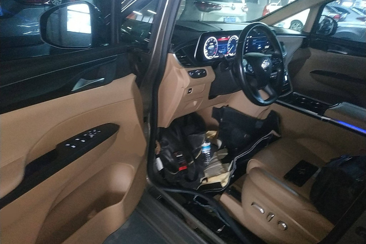 别克GL8 2021款 ES陆尊 653T 豪华型中控内饰7003