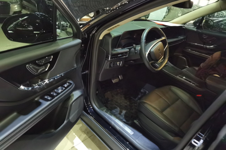 林肯 冒险家 2023款 2.0T 两驱尊享版中控内饰20