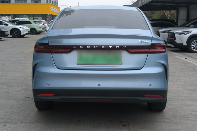 吉利几何G6 2022款 620 新乐型车身外观6011