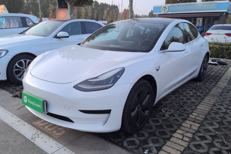 特斯拉 Model 3 2020款 改款 标准续航后驱升级版车身外观1