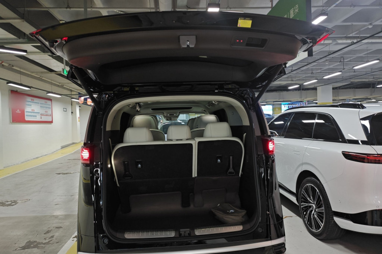 腾势D9 2024款 DM-i 980 四驱旗舰型局部细节23