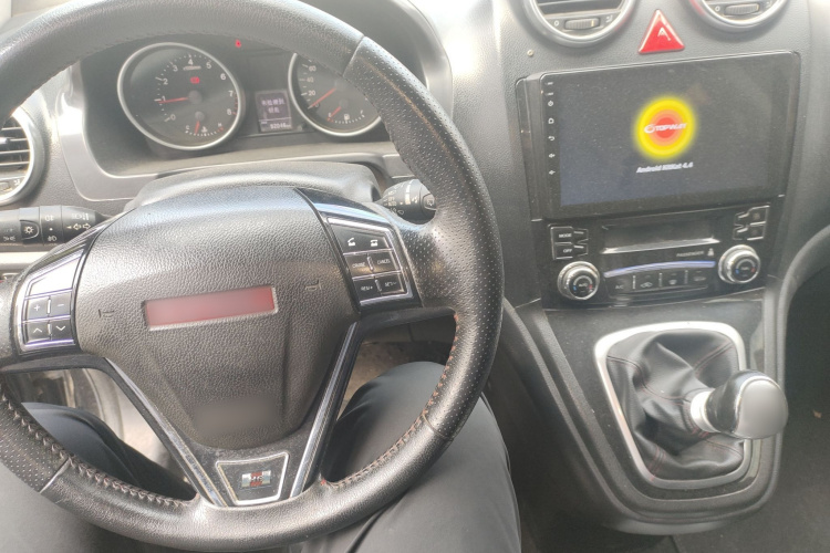 哈弗H6 2015款 升级版 1.5T 手动两驱精英型中控内饰12