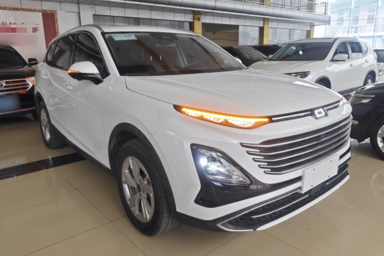 奔腾T90 2023款 1.5T DCT 自动尊贵型车身外观3