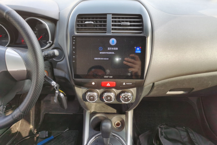 三菱 劲炫ASX 2013款 2.0L CVT两驱精英版局部细节16