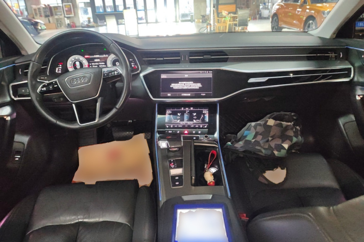 奥迪A6L 2020款 40 TFSI 豪华致雅型中控内饰7002