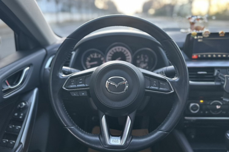 马自达 阿特兹 2018款 2.5L 蓝天运动版 国VI中控内饰7007