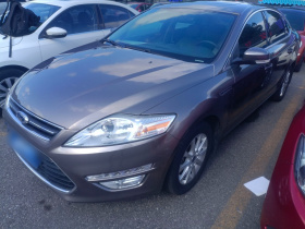 福特 致胜 2013款 2.3L 时尚型