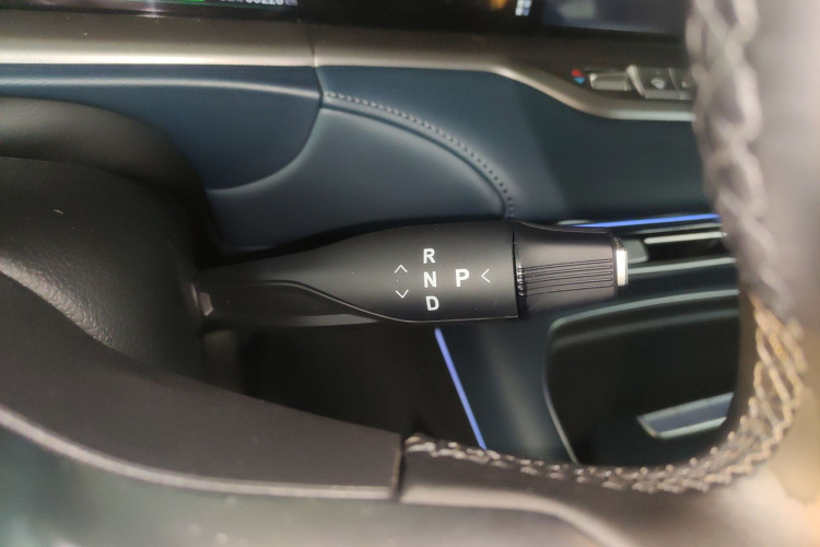 岚图汽车 岚图FREE 2024款 超长续航智驾版局部细节18