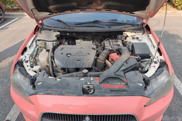 三菱 翼神 2013款 时尚版 1.8L 手动舒适型局部细节24