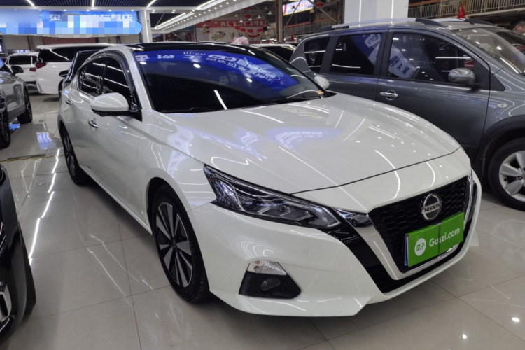 日产 天籁 2021款 2.0L XL Upper AD1 智行领航版车身外观3