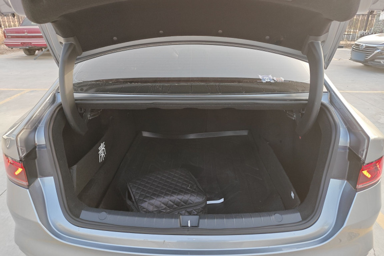 比亚迪 秦PLUS 2021款 DM-i 120KM 尊贵型局部细节23