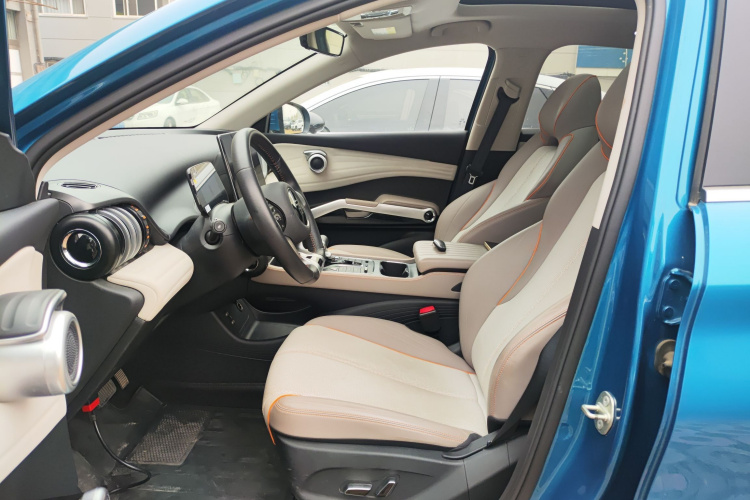 比亚迪 元PLUS 2023款 冠军版 510KM 超越型局部细节19