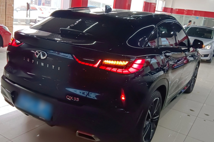 英菲尼迪QX55 2022款 2.0T 四驱耀享版车身外观7