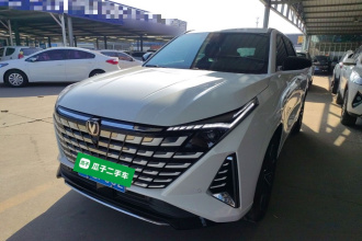 长安UNI-Z 2025款 1.5T 尊贵型