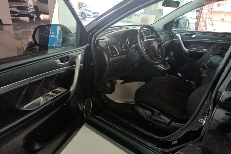 哈弗M6 2019款 1.5T 手动两驱都市型 国VI中控内饰20