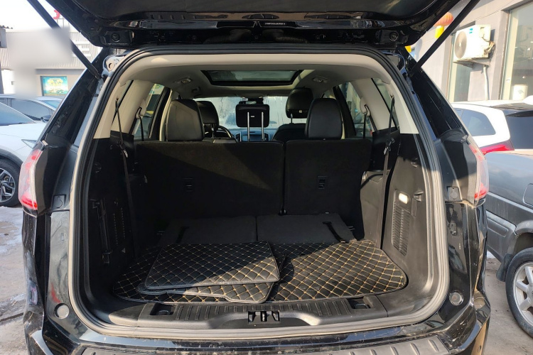 福特 锐界 2018款 EcoBoost 245 两驱铂锐型 7座 国V机舱底盘23