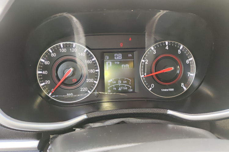 中华V3 2017款 1.5L 自动精英型局部细节14