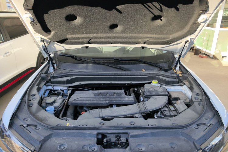 哈弗H6 2023款 国潮版 1.5T 自动都市版机舱底盘24