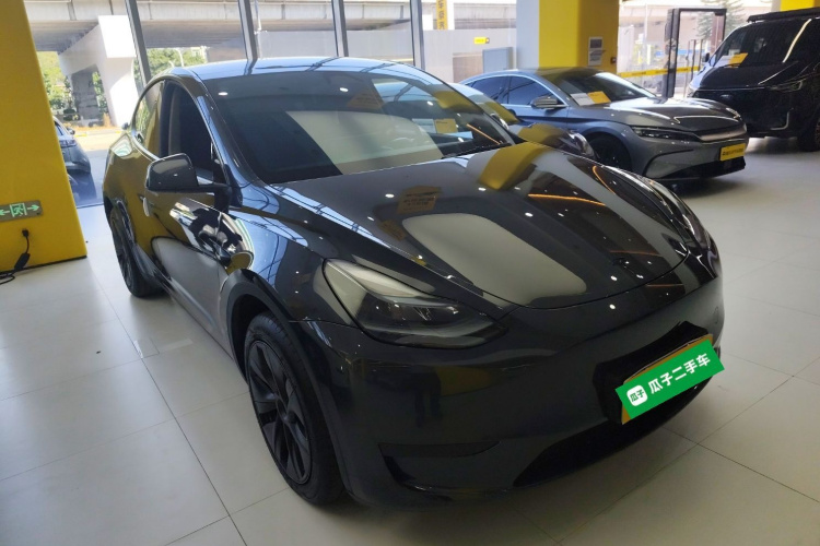 特斯拉 Model Y 2024款 后轮驱动版车身外观6002