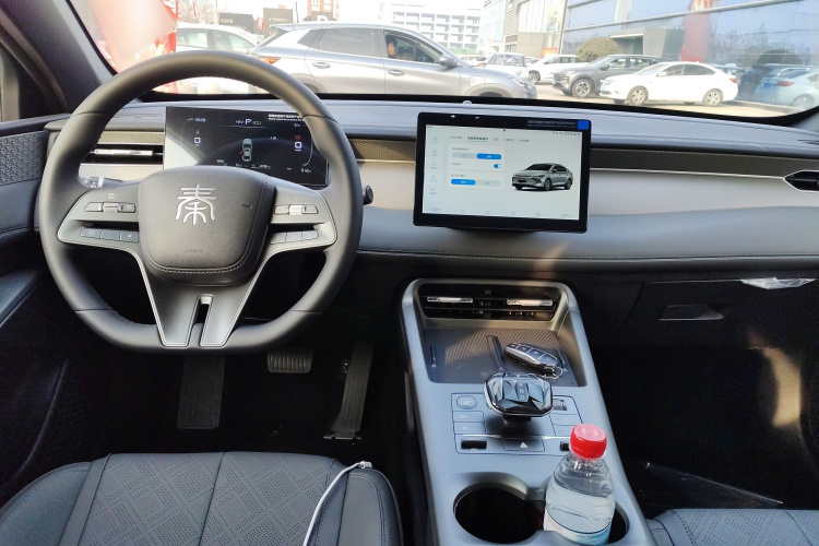 比亚迪 秦PLUS 2025款 DM-i 智驾版 55KM领先型中控内饰12