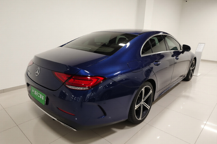 奔驰CLS 2020款 CLS 300 豪华型车身外观7