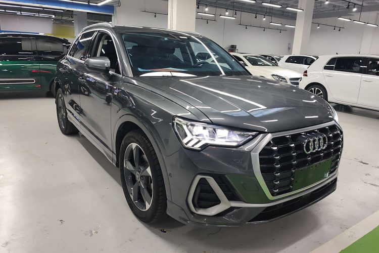 奥迪Q3 2023款 35 TFSI 时尚动感型（1.5T）车身外观6002
