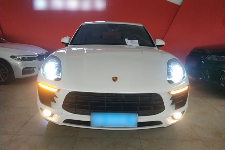 保时捷 2017款  Macan 2.0T车身外观2