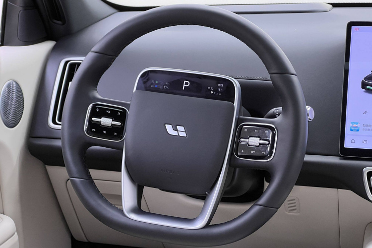 理想汽车 理想L7 2024款 MAX中控内饰7015