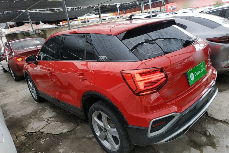 奥迪Q2L 2022款 35 TFSI 进取致雅型车身外观4