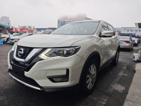 日产 奇骏 2021款 2.0L CVT 2WD XL ITS舒适纪念版