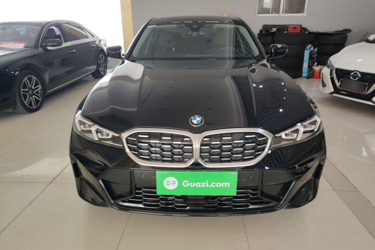 宝马3系 2025款 325Li M运动套装车身外观2