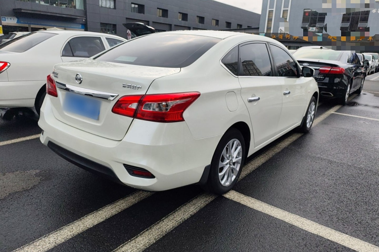 日产 轩逸 2019款 经典 1.6XL CVT豪华版车身外观6005