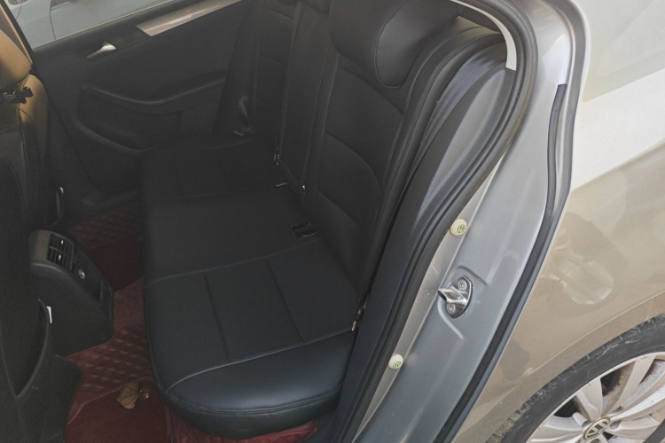 大众 速腾 2014款 改款 1.4TSI 自动豪华型中控内饰21