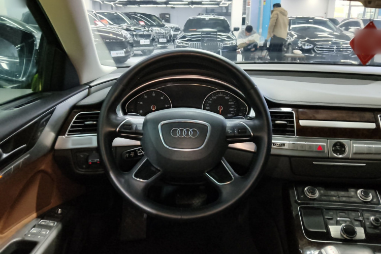 奥迪A8 2016款 A8L 45 TFSI quattro舒适型局部细节13