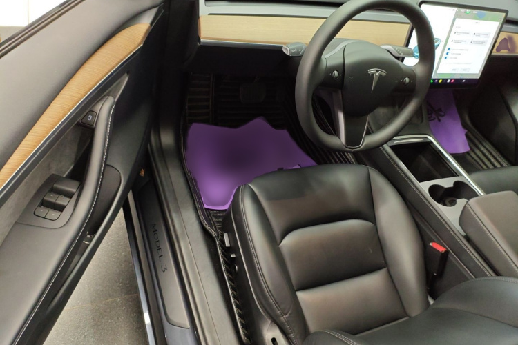 特斯拉 Model 3 2021款 标准续航后驱升级版中控内饰7003