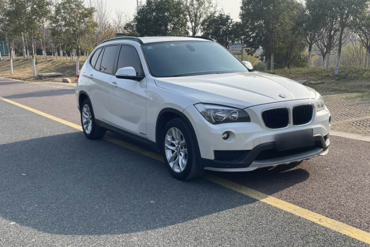 宝马X1 2015款 sDrive18i 时尚晋级版车身外观6004