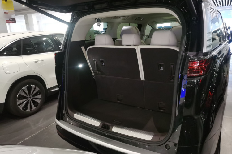 腾势D9 2024款 EV 620 尊享型机舱底盘23