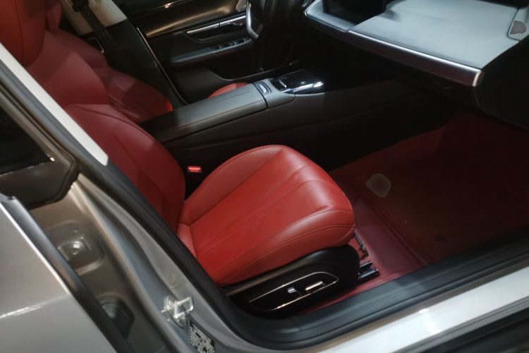 小鹏P7 2022款 670N+局部细节41