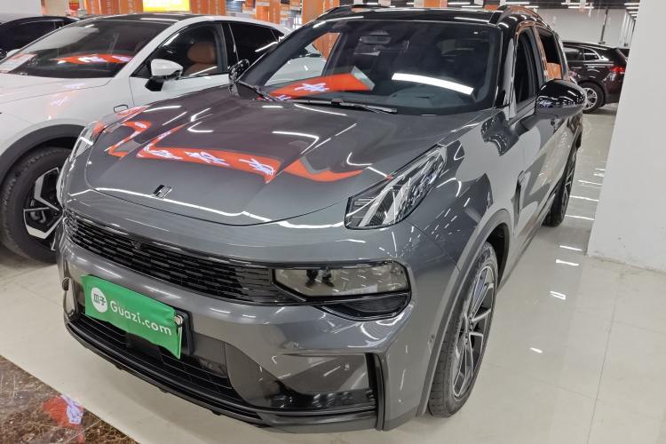 领克01 EM-P 2023款 1.5TD EM-P 晨曦版车身外观1