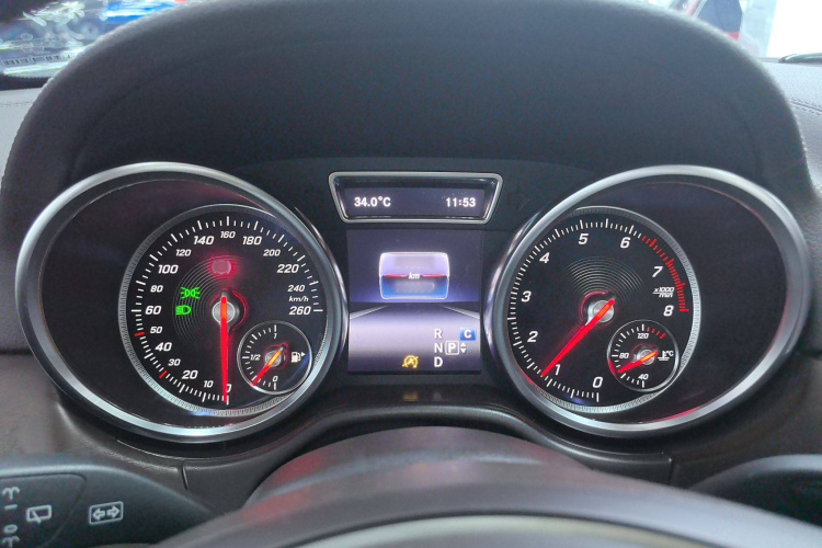 奔驰GLE 2017款 GLE 320 4MATIC 动感型局部细节14