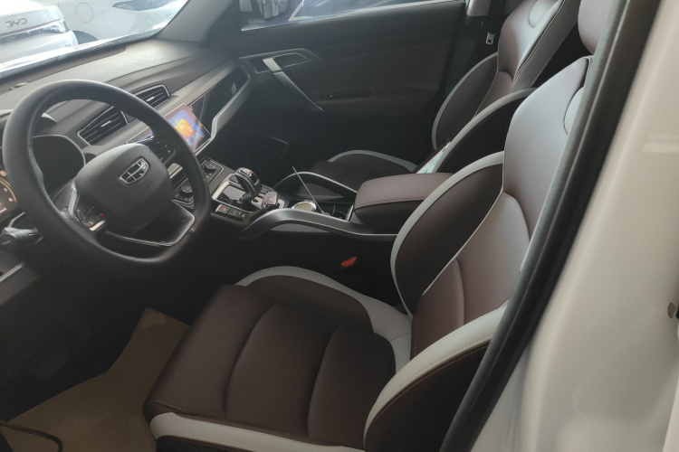 吉利汽车 博越 2022款 1.8TD DCT智雅型中控内饰19