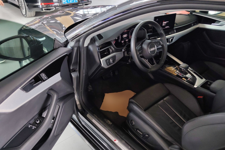 奥迪A5 2023款 Coupe 40 TFSI 时尚动感型中控内饰20