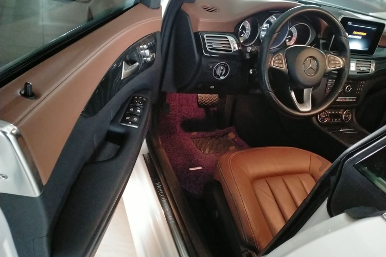 奔驰CLS 2015款 CLS 320中控内饰7003