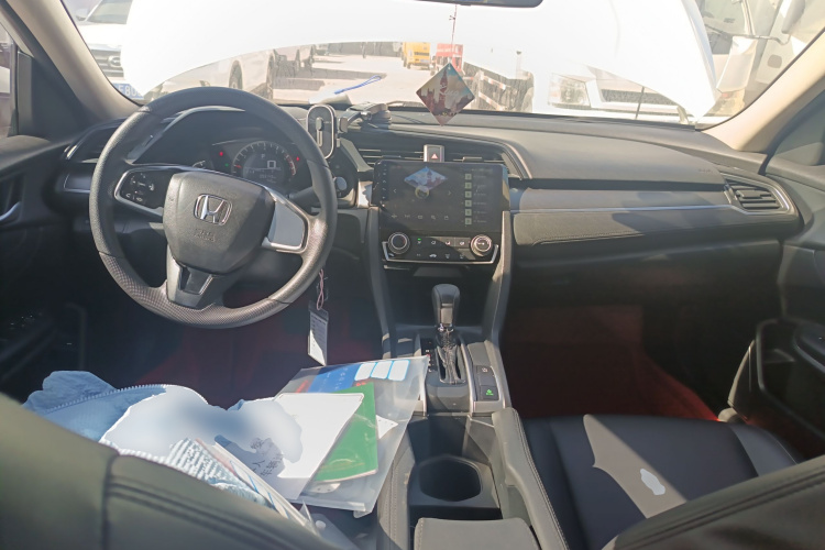 本田 思域 2016款 180TURBO CVT舒适版中控内饰7002