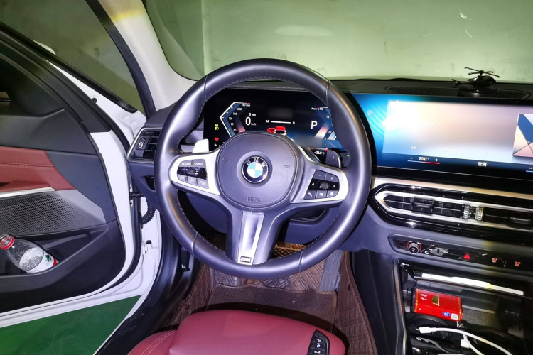 宝马3系 2023款 320Li M运动套装局部细节13