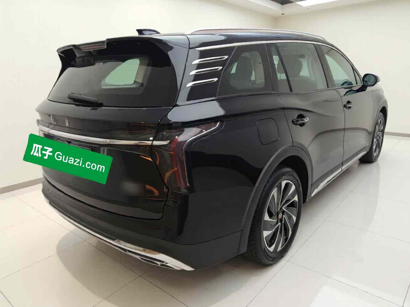 红旗HS7 PHEV 2024款 2.0T PHEV 四驱旗畅版 6座(5)