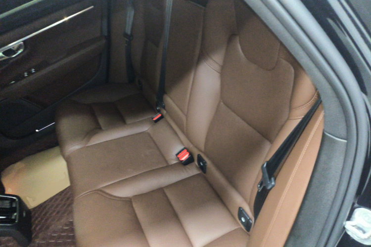 沃尔沃S90 2025款 B5 智远豪华版中控内饰21