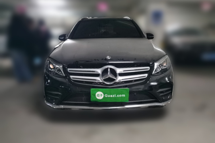 奔驰GLC 2018款 改款 GLC 260 4MATIC 动感型车身外观2