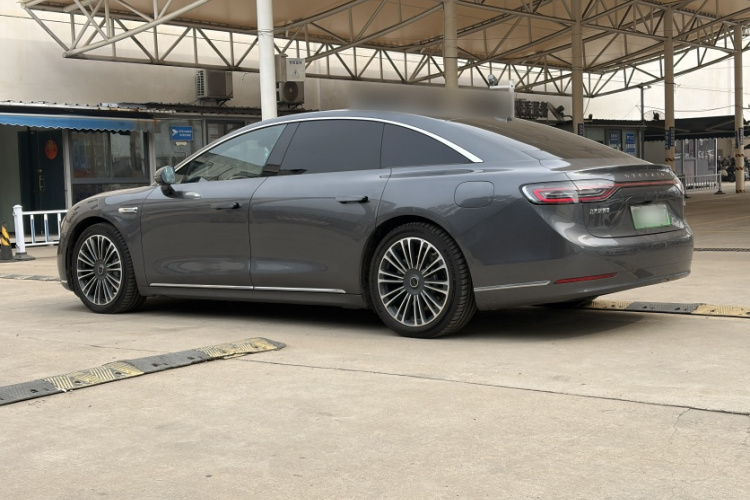 鸿蒙智行 享界S9 2024款 纯电 Ultra 四驱旗舰版车身外观6003